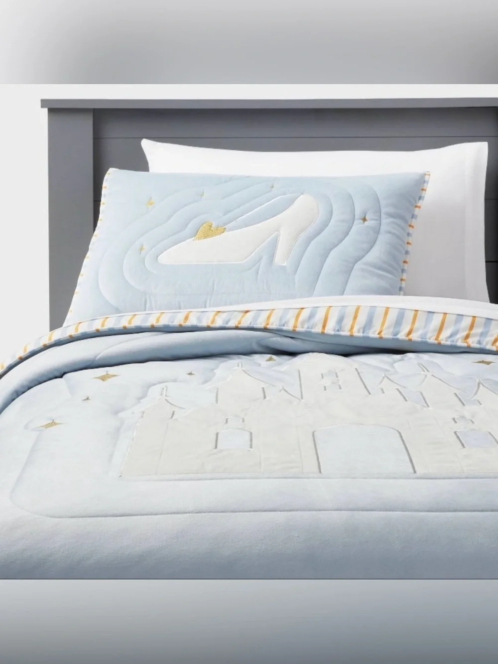 Princess Castle Kid's Quilt from the Disney Collection by Pillowfort